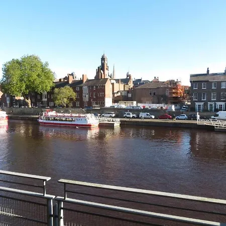 Сasa de vacaciones 3 Emperors Wharf With Stunning River Views *