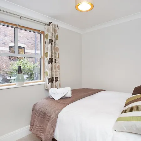 Semesterbostad 3 Emperors Wharf With Stunning River Views